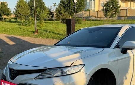Toyota Camry, 2019 год, 2 640 000 рублей, 7 фотография
