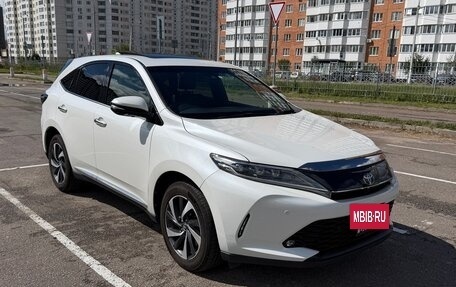 Toyota Harrier, 2017 год, 2 685 000 рублей, 2 фотография