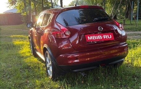 Nissan Juke II, 2012 год, 860 000 рублей, 3 фотография