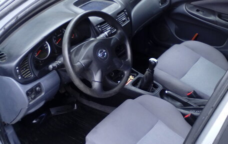 Nissan Almera, 2004 год, 210 000 рублей, 2 фотография