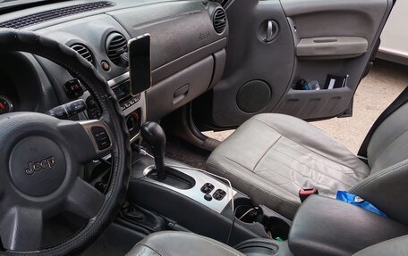 Jeep Cherokee, 2005 год, 600 000 рублей, 11 фотография