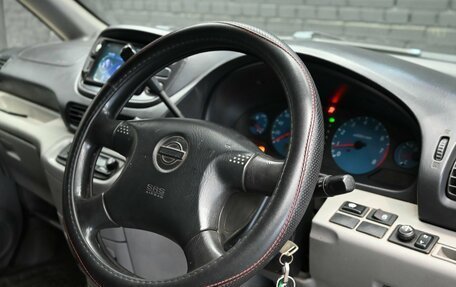Nissan Serena II, 2000 год, 450 000 рублей, 12 фотография