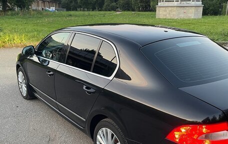 Skoda Superb III рестайлинг, 2013 год, 1 200 000 рублей, 3 фотография
