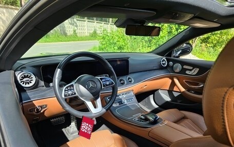 Mercedes-Benz E-Класс, 2018 год, 3 600 000 рублей, 9 фотография