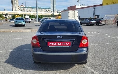 Ford Focus II рестайлинг, 2005 год, 330 000 рублей, 5 фотография