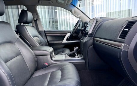 Toyota Land Cruiser 200, 2020 год, 8 400 000 рублей, 11 фотография