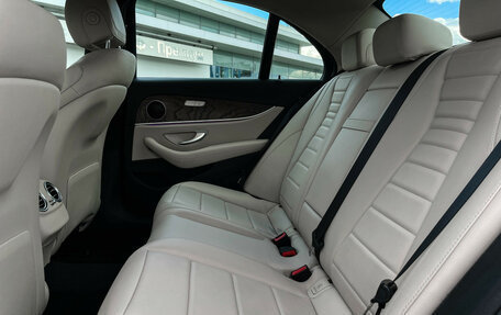 Mercedes-Benz E-Класс, 2016 год, 3 080 000 рублей, 11 фотография
