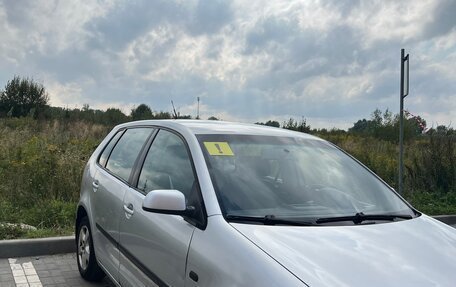 Volkswagen Polo IV рестайлинг, 2002 год, 235 000 рублей, 2 фотография