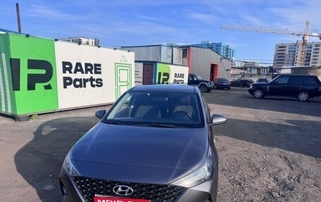 Hyundai Solaris II рестайлинг, 2021 год, 1 430 000 рублей, 1 фотография