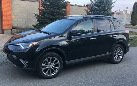 Toyota RAV4, 2018 год, 1 350 000 рублей, 1 фотография