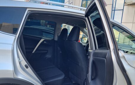 Toyota RAV4, 2014 год, 1 510 000 рублей, 14 фотография
