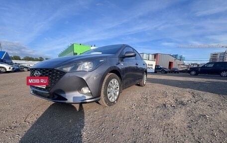 Hyundai Solaris II рестайлинг, 2021 год, 1 430 000 рублей, 4 фотография