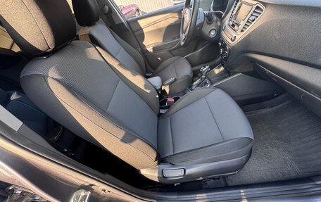 Hyundai Solaris II рестайлинг, 2021 год, 1 430 000 рублей, 14 фотография
