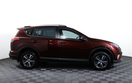 Toyota RAV4, 2018 год, 1 990 000 рублей, 4 фотография
