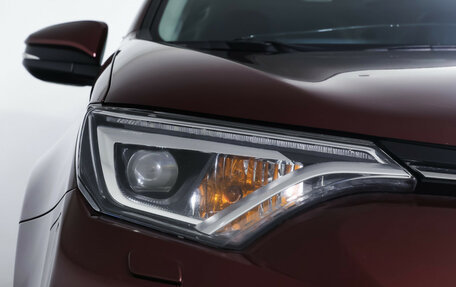 Toyota RAV4, 2018 год, 1 990 000 рублей, 22 фотография