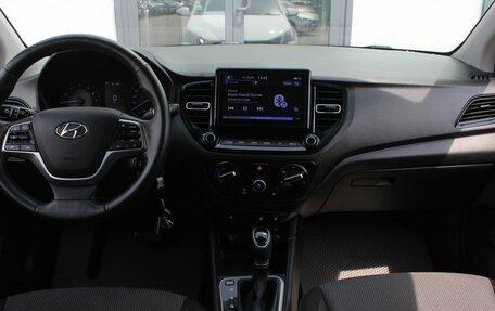 Hyundai Solaris II рестайлинг, 2021 год, 1 490 000 рублей, 12 фотография