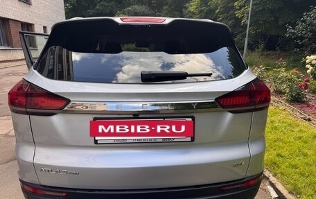 Geely Atlas, 2023 год, 2 500 000 рублей, 5 фотография