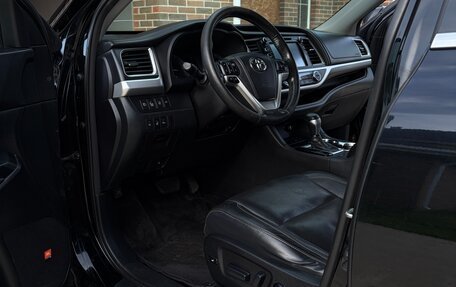 Toyota Highlander III, 2014 год, 2 450 000 рублей, 16 фотография