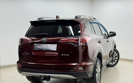 Toyota RAV4, 2017 год, 2 145 000 рублей, 6 фотография