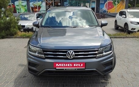 Volkswagen Tiguan II, 2020 год, 2 980 000 рублей, 4 фотография