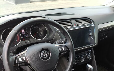 Volkswagen Tiguan II, 2020 год, 2 980 000 рублей, 19 фотография