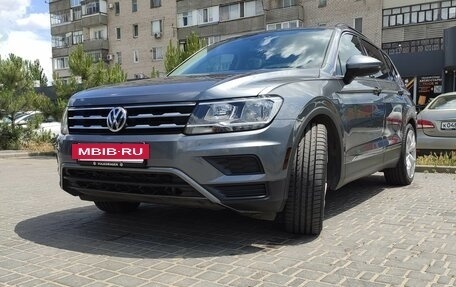 Volkswagen Tiguan II, 2020 год, 2 980 000 рублей, 5 фотография