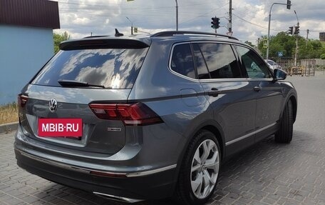 Volkswagen Tiguan II, 2020 год, 2 980 000 рублей, 9 фотография