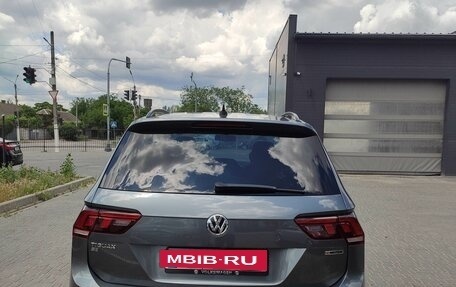 Volkswagen Tiguan II, 2020 год, 2 980 000 рублей, 11 фотография