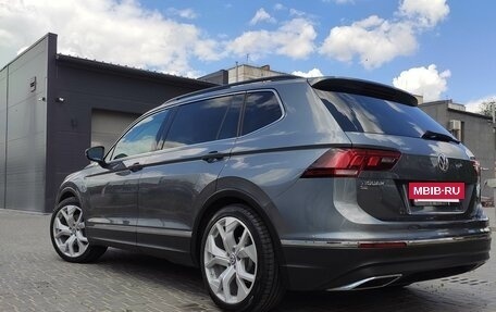 Volkswagen Tiguan II, 2020 год, 2 980 000 рублей, 14 фотография