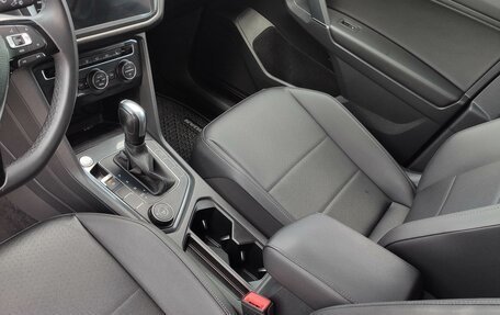Volkswagen Tiguan II, 2020 год, 2 980 000 рублей, 20 фотография