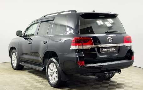 Toyota Land Cruiser 200, 2018 год, 6 620 900 рублей, 2 фотография