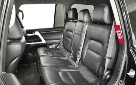Toyota Land Cruiser 200, 2018 год, 6 620 900 рублей, 9 фотография