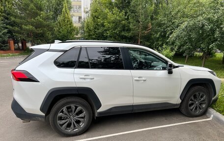 Toyota RAV4, 2025 год, 3 800 000 рублей, 4 фотография