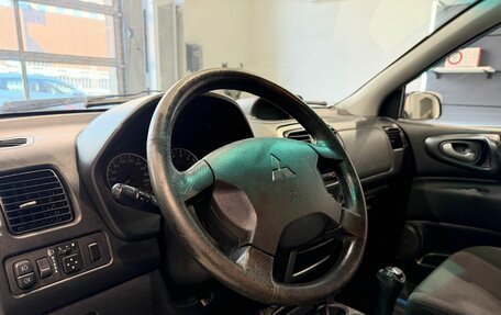 Mitsubishi Space Star I рестайлинг, 2004 год, 250 000 рублей, 13 фотография