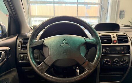 Mitsubishi Space Star I рестайлинг, 2004 год, 250 000 рублей, 14 фотография