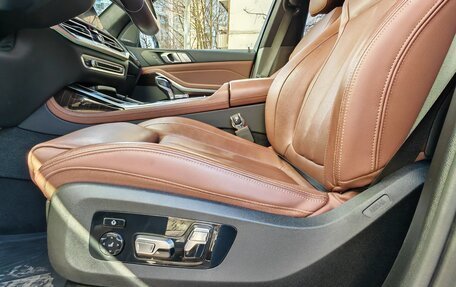 BMW X7, 2019 год, 8 000 000 рублей, 13 фотография