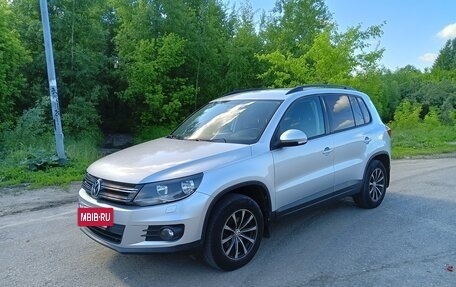 Volkswagen Tiguan I, 2011 год, 888 000 рублей, 3 фотография
