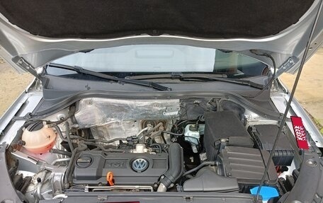 Volkswagen Tiguan I, 2011 год, 888 000 рублей, 12 фотография