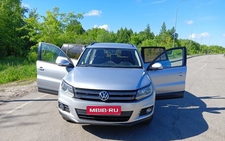 Volkswagen Tiguan I, 2011 год, 888 000 рублей, 11 фотография