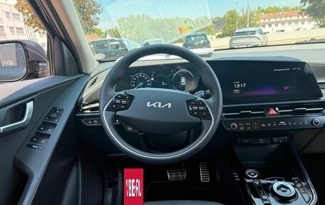 KIA Niro, 2023 год, 2 450 000 рублей, 11 фотография