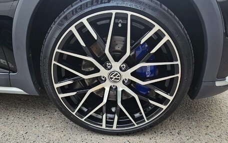 Volkswagen Passat B8 рестайлинг, 2018 год, 2 500 000 рублей, 12 фотография