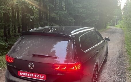 Volkswagen Passat B8 рестайлинг, 2018 год, 2 500 000 рублей, 22 фотография