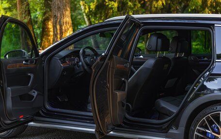 Volkswagen Passat B8 рестайлинг, 2018 год, 2 500 000 рублей, 27 фотография