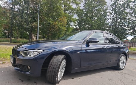 BMW 3 серия, 2012 год, 1 500 000 рублей, 15 фотография