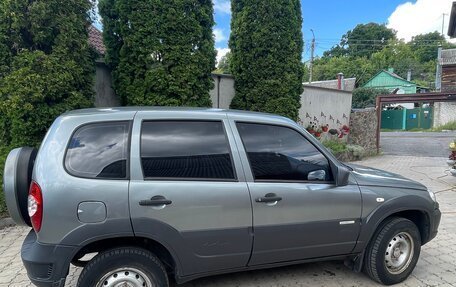 Chevrolet Niva I рестайлинг, 2014 год, 600 000 рублей, 5 фотография