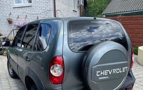 Chevrolet Niva I рестайлинг, 2014 год, 600 000 рублей, 3 фотография