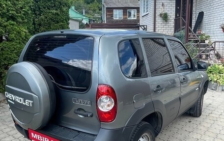 Chevrolet Niva I рестайлинг, 2014 год, 600 000 рублей, 4 фотография