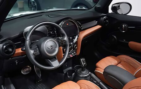 MINI Cabrio, 2022 год, 2 650 000 рублей, 11 фотография