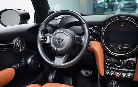 MINI Cabrio, 2022 год, 2 650 000 рублей, 10 фотография