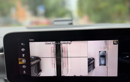 Mercedes-Benz A-Класс, 2018 год, 1 800 000 рублей, 17 фотография